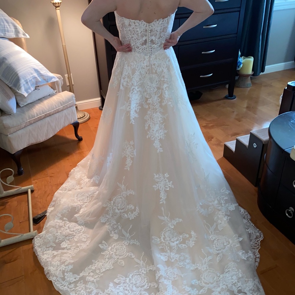 Jasmine Bridal wedding gown